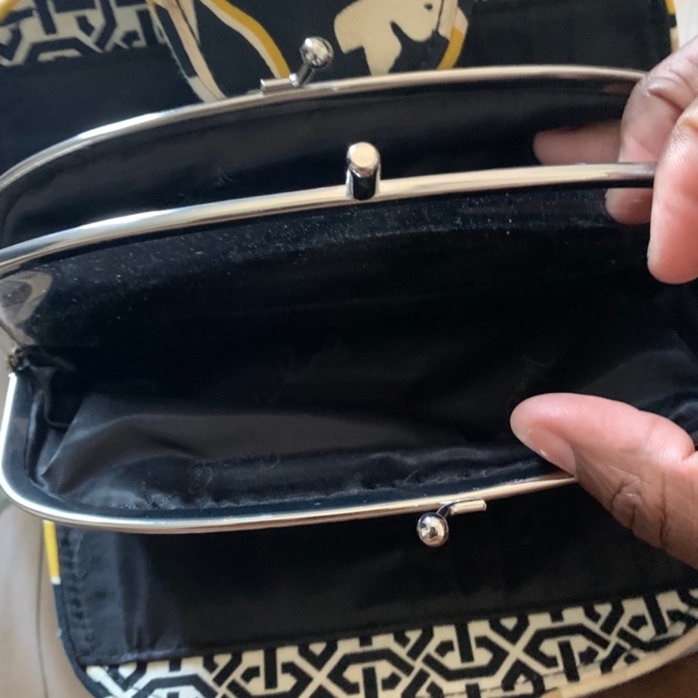 Wallet - Picture 3 of 4